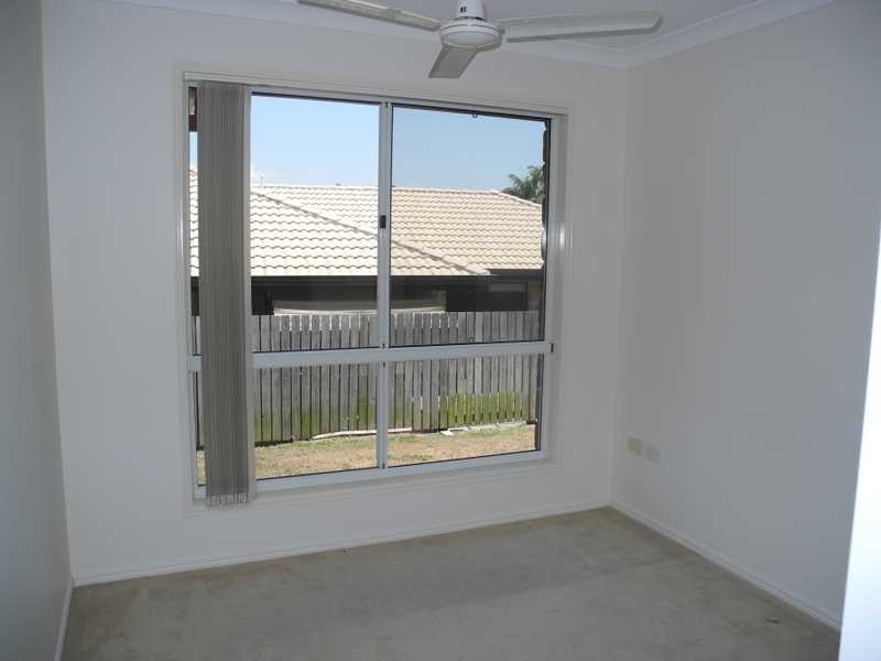 14 Richard Street, Boyne Island QLD 4680