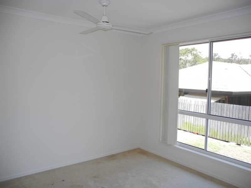 14 Richard Street, Boyne Island QLD 4680
