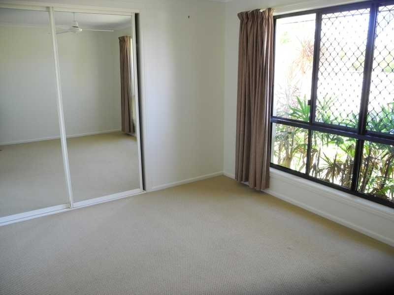 6 Riverside Drive, Tannum Sands QLD 4680