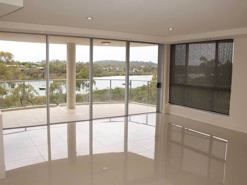 12/2 The Promenade, Boyne Island QLD 4680