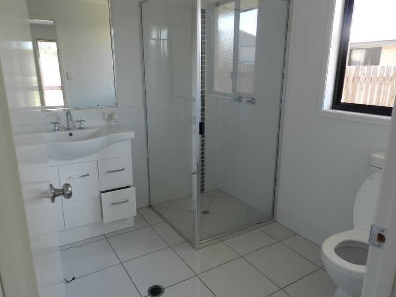 30 Surita Court, Boyne Island QLD 4680