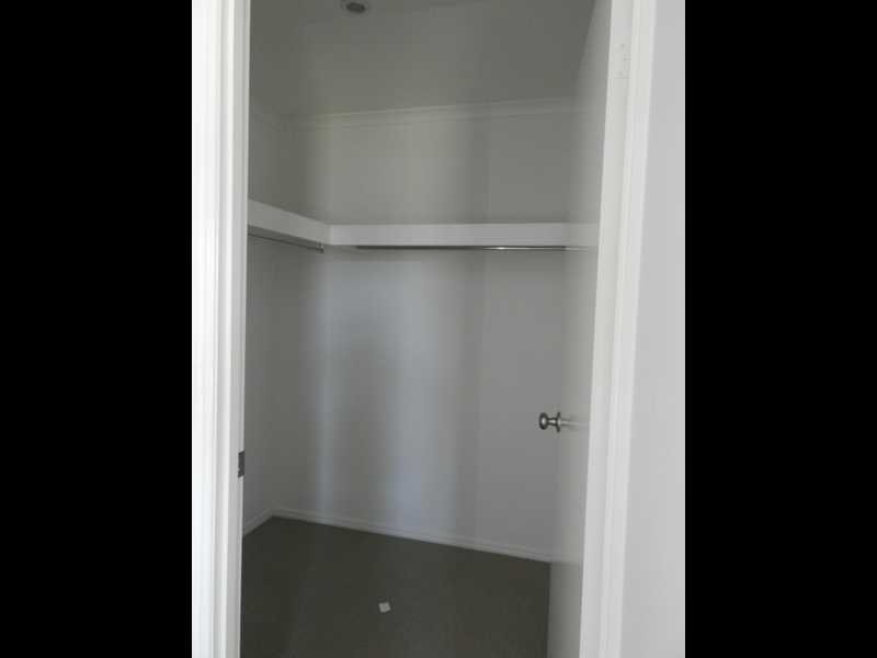 30 Surita Court, Boyne Island QLD 4680