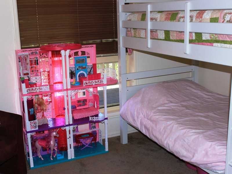 79 Broadacres Drive, Tannum Sands QLD 4680