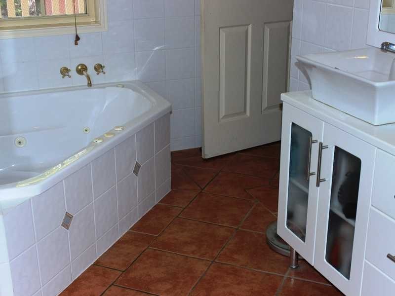 79 Broadacres Drive, Tannum Sands QLD 4680