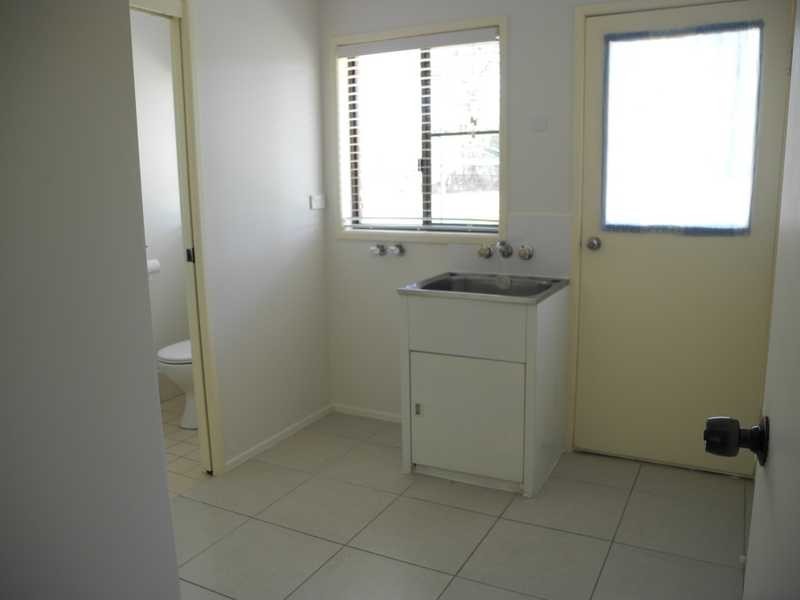 25 McPherson Road, Boyne Island QLD 4680