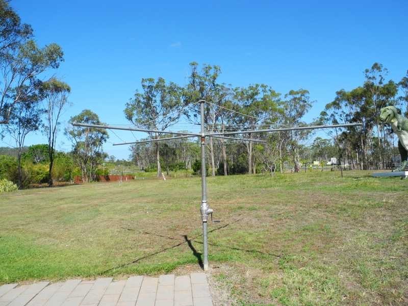 25 McPherson Road, Boyne Island QLD 4680