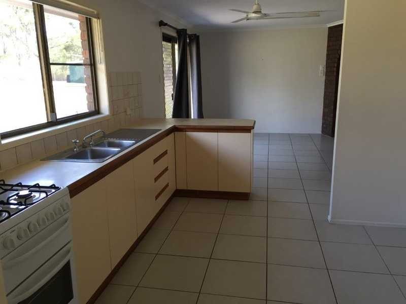 25 McPherson Road, Boyne Island QLD 4680