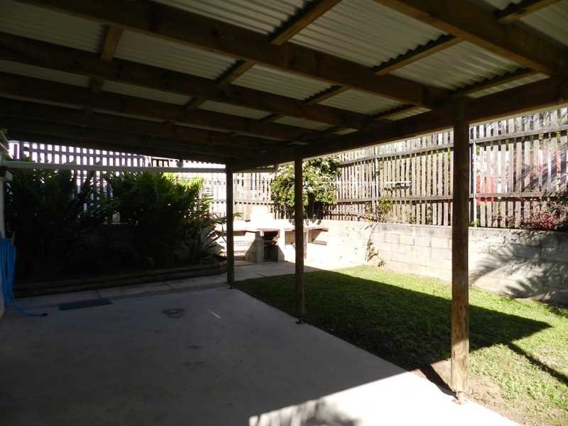 25 Katandra Street, Boyne Island QLD 4680