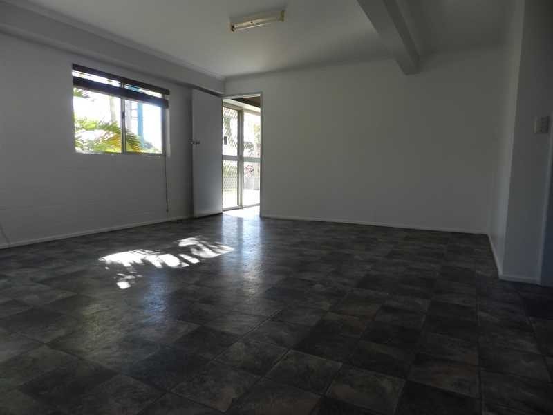 25 Katandra Street, Boyne Island QLD 4680