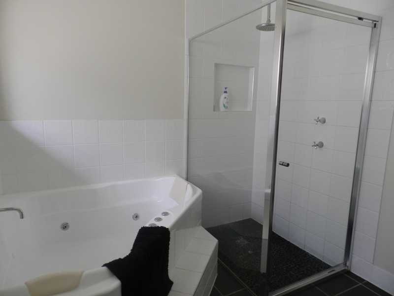 42 Langdon Street, Tannum Sands QLD 4680
