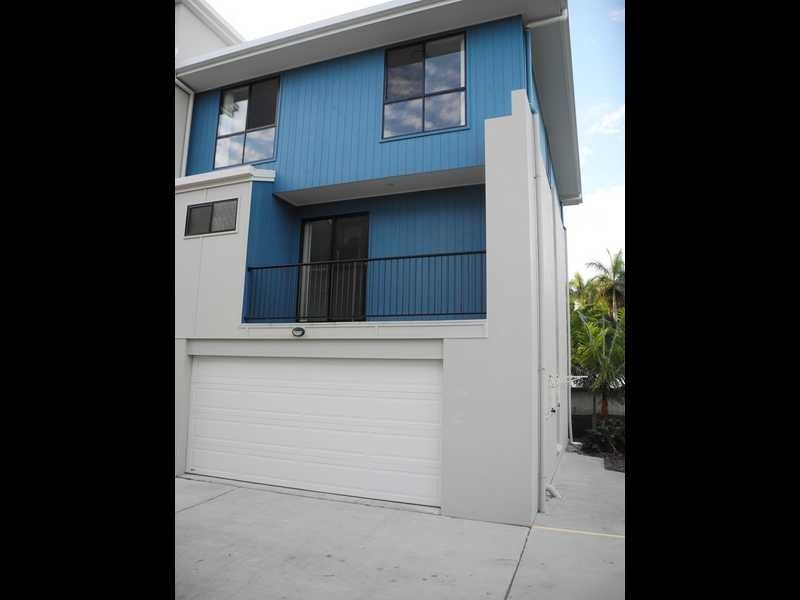6/10 Arthur Street, Boyne Island QLD 4680