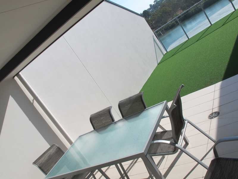 17/2 The Promenade, Boyne Island QLD 4680