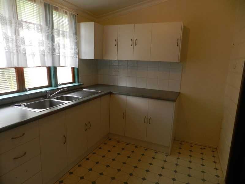 24 Pacific Avenue, Tannum Sands QLD 4680