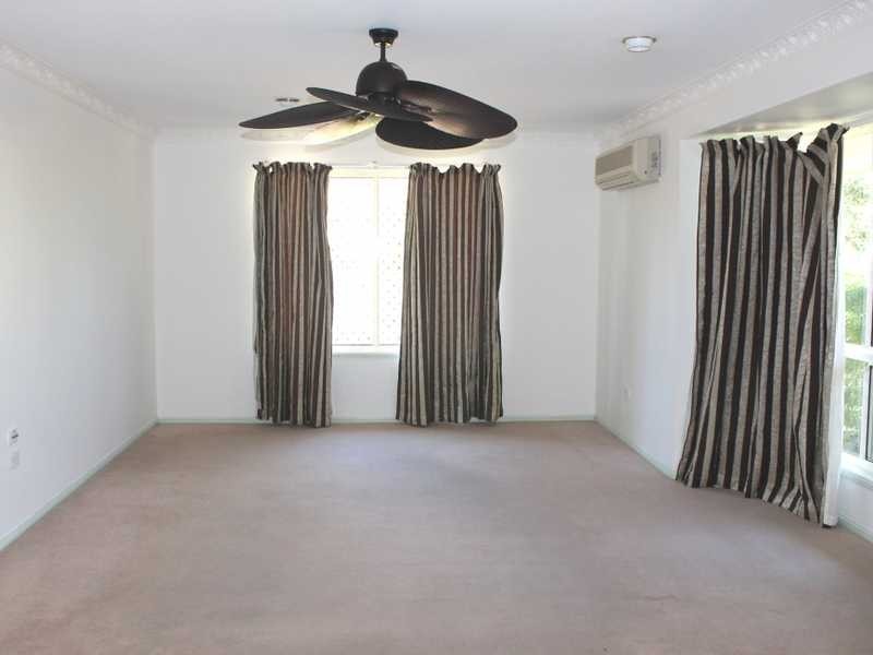 11 Cambridge Close, Tannum Sands QLD 4680