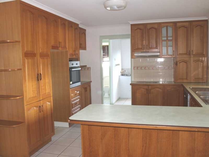 11 Cambridge Close, Tannum Sands QLD 4680