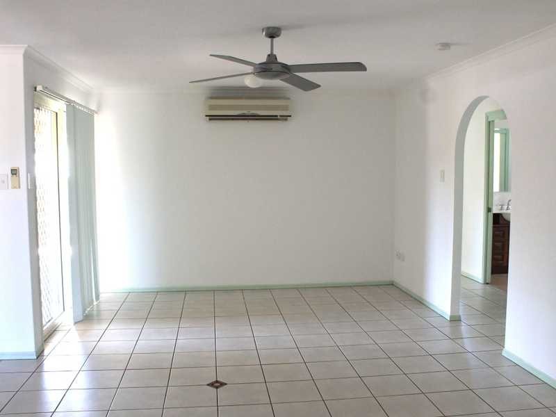 11 Cambridge Close, Tannum Sands QLD 4680