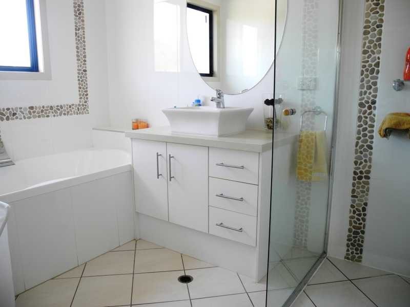 4 Sayre Crescent, Boyne Island QLD 4680