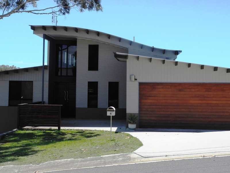 4 Sayre Crescent, Boyne Island QLD 4680