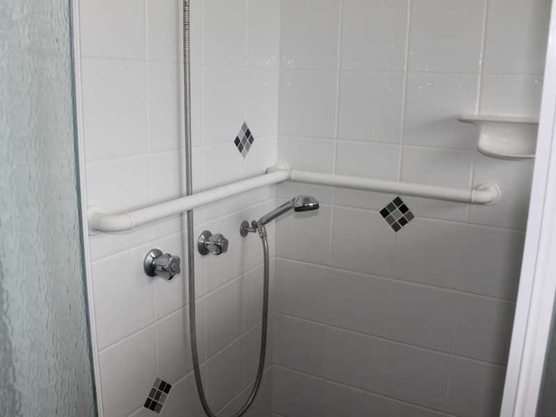 12 Hickman Street, Bororen QLD 4678