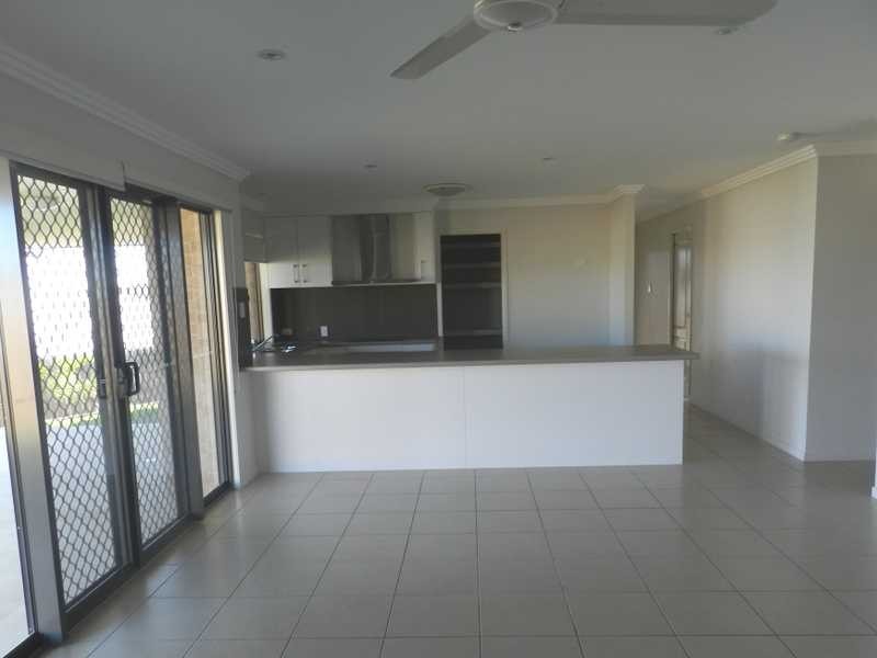 14 Melanie Court, Boyne Island QLD 4680
