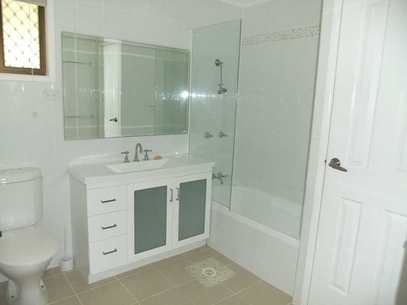 14 Hoskyns Court, Clinton QLD 4680