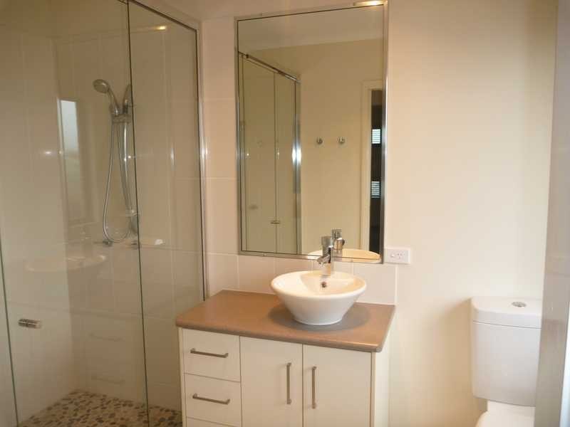 18 Melanie Court, Boyne Island QLD 4680