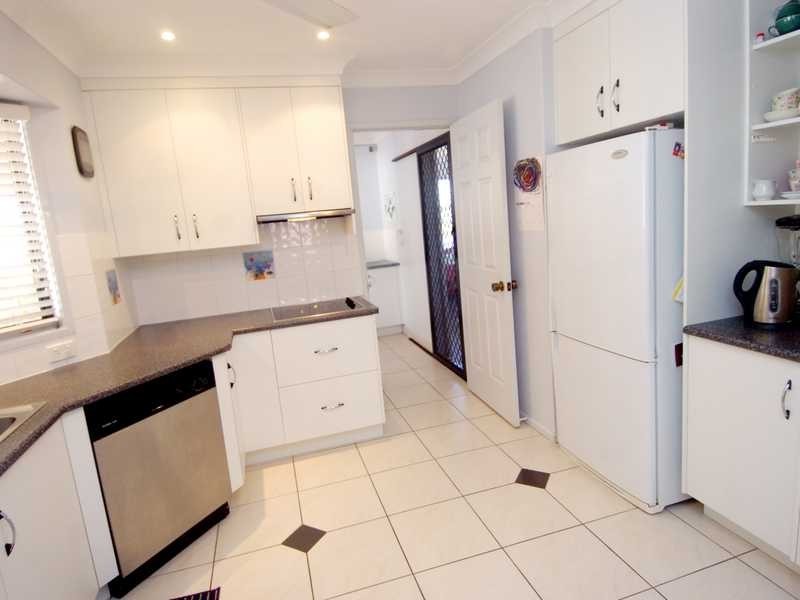 33 Wyndham Avenue, Boyne Island QLD 4680