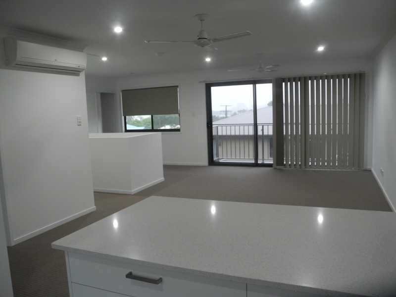 2/23 Roberts Street, South Gladstone QLD 4680