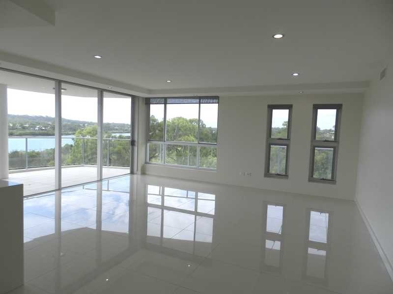 15/2 The Promenade, Boyne Island QLD 4680
