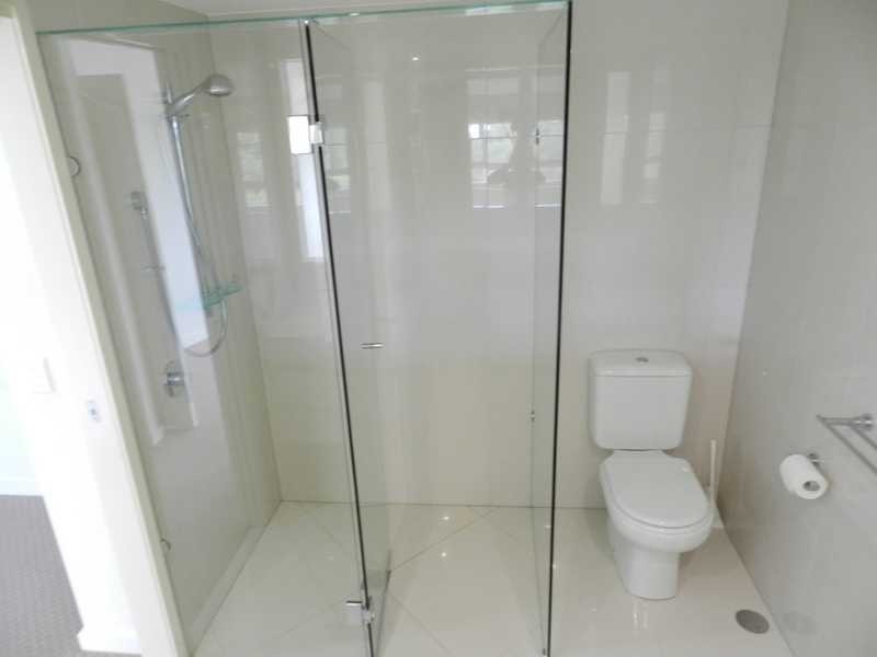 15/2 The Promenade, Boyne Island QLD 4680