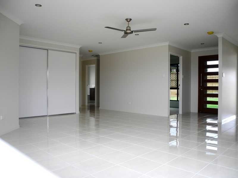 37 Pryde Street, Tannum Sands QLD 4680