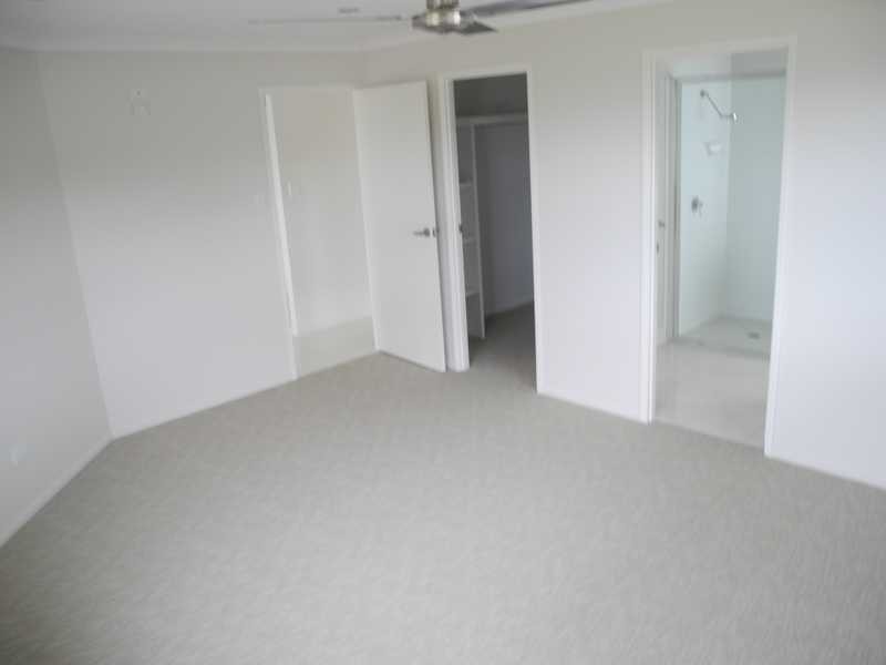 37 Pryde Street, Tannum Sands QLD 4680