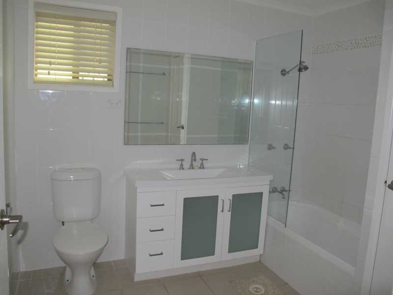 14 Hoskyn Court, Clinton QLD 4680