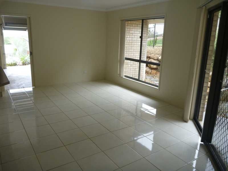 18 Melanie Court, Boyne Island QLD 4680