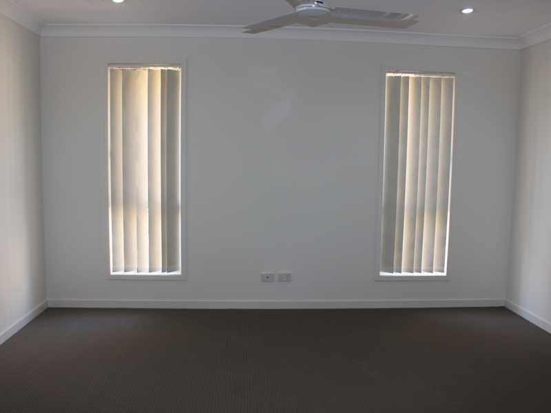 8 Brush Tail Court, Boyne Island QLD 4680