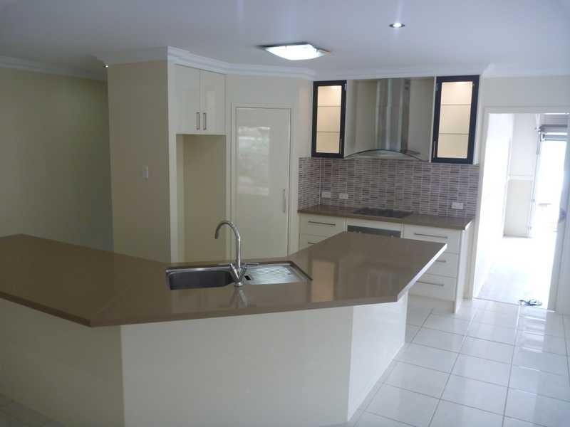 18 Melanie Court, Boyne Island QLD 4680