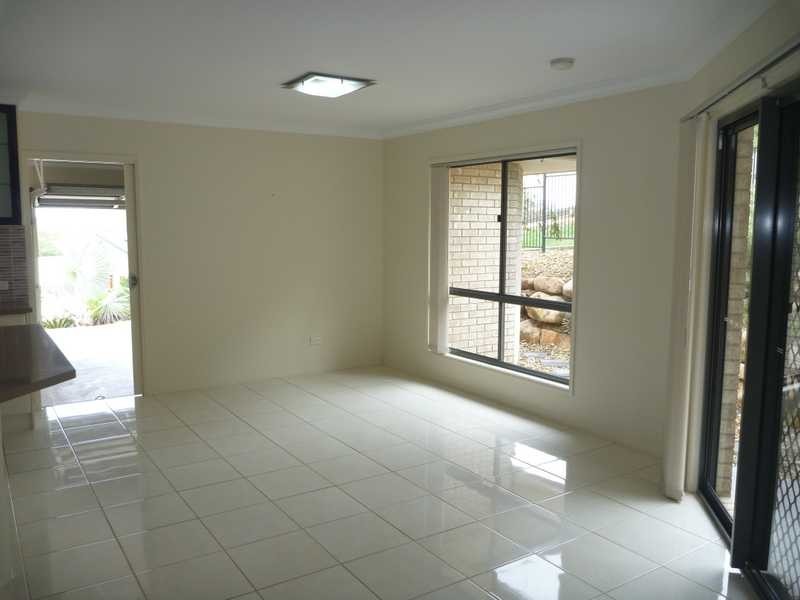 18 Melanie Court, Boyne Island QLD 4680