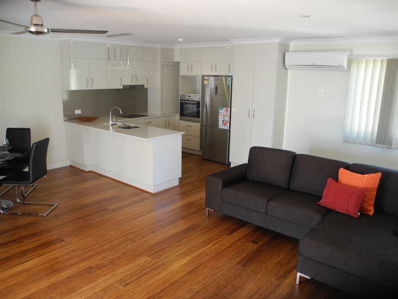 2/30 Beach Avenue, Tannum Sands QLD 4680