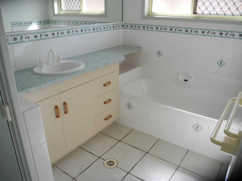 46 Coronation Drive, Tannum Sands QLD 4680