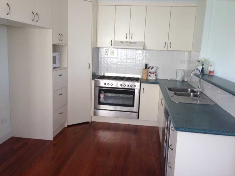 39 Amaroo Street, Boyne Island QLD 4680