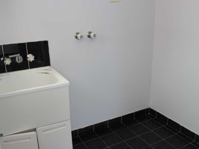 101 Malpas Street, Boyne Island QLD 4680