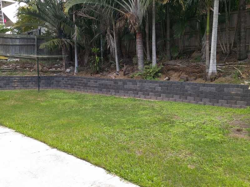101 Malpas Street, Boyne Island QLD 4680