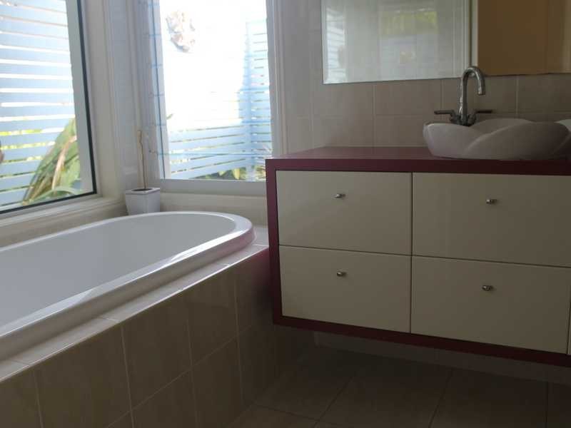 4 Jacinta Court, Tannum Sands QLD 4680