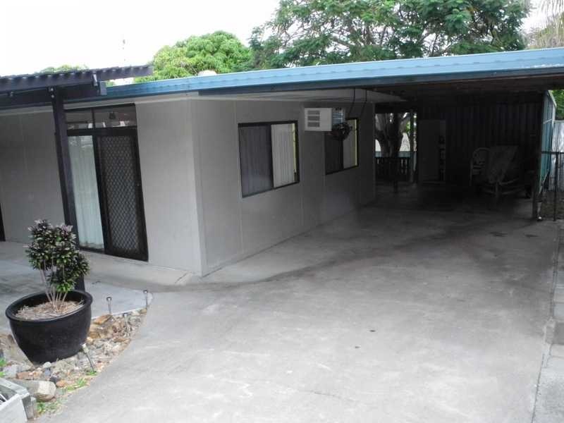 11 Pleasant Avenue, Tannum Sands QLD 4680