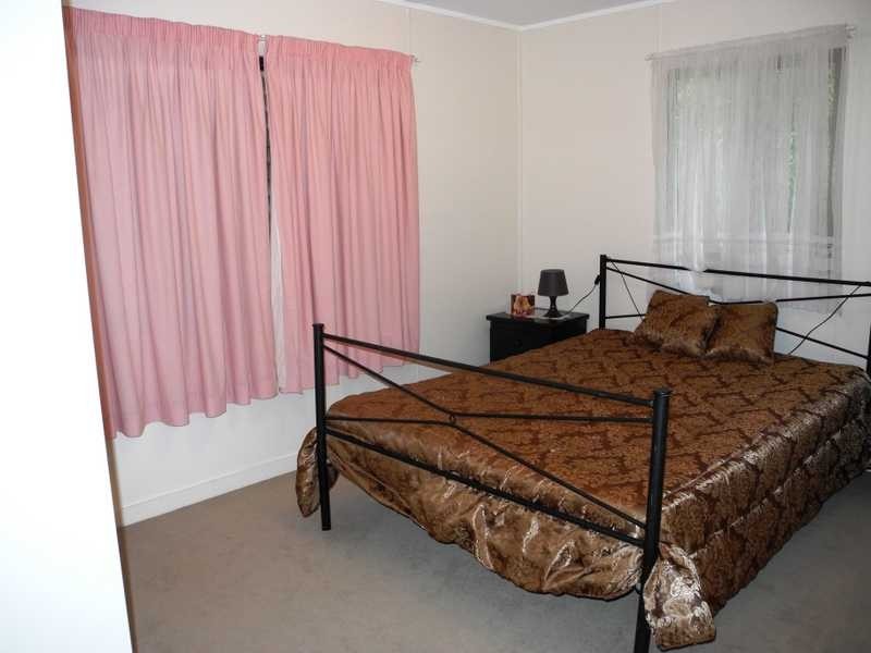 11 Pleasant Avenue, Tannum Sands QLD 4680