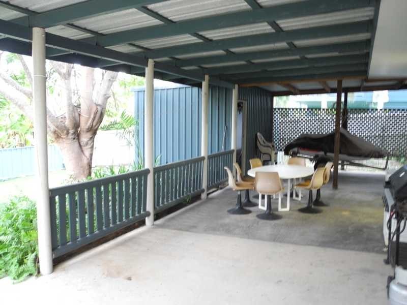 11 Pleasant Avenue, Tannum Sands QLD 4680