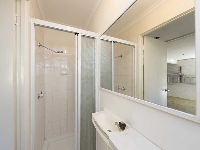 28 Sayre Crescent, Boyne Island QLD 4680