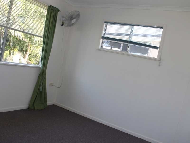 69 Booth Avenue, Tannum Sands QLD 4680