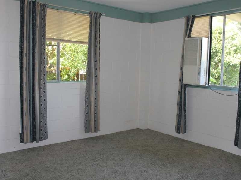 69 Booth Avenue, Tannum Sands QLD 4680