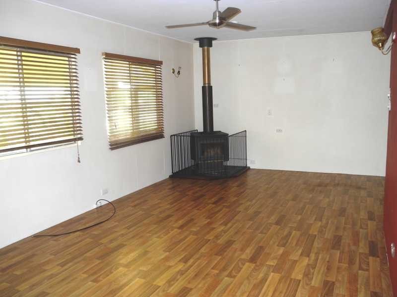 23 Martin Street, Bororen QLD 4678